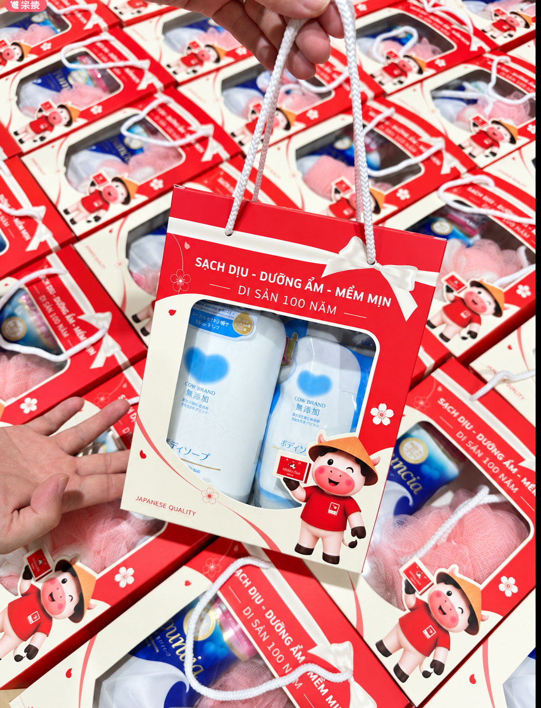 ANHMY CHUẨN BỊ SET QUÀ COW – CÙNG ĐẠI LÝ BỨT TỐC DOANH SỐ 20/10 3 88e9389a ca21 4c3e 90e5 54b704520010